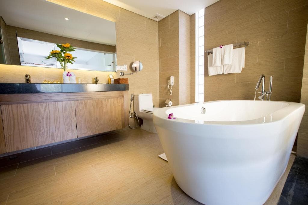 Peach Garden — toàn cảnh phòng ánh sáng tự nhiên
