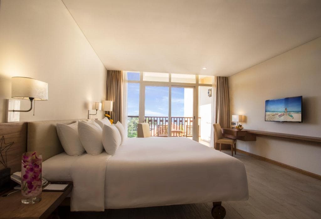 Sage Suite — toàn cảnh phòng khách rộng rãi